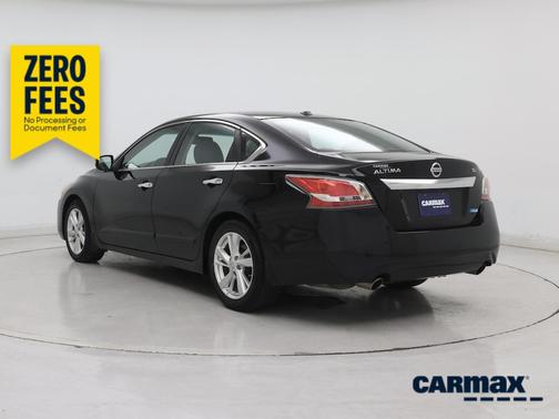 Black 2014 Nissan Altima SL