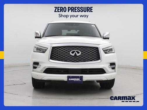 White 2023 INFINITI QX80 Sensory