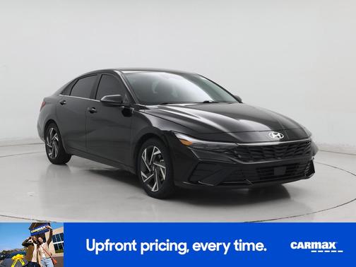 Black 2024 Hyundai ELANTRA SEL