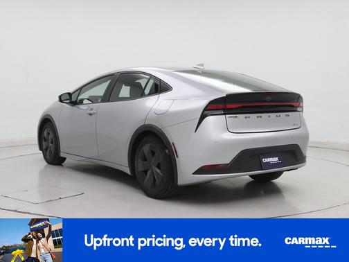 2025 Toyota Prius LE