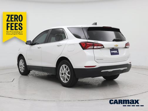 White 2023 Chevrolet Equinox LT