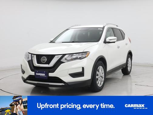 White 2018 Nissan Rogue SV