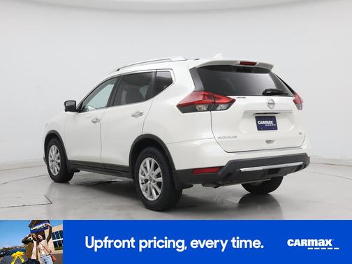 White 2018 Nissan Rogue SV