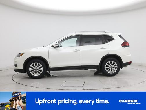 White 2018 Nissan Rogue SV