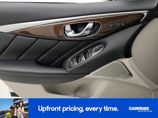 2017 INFINITI Q50 Premium