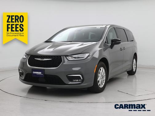 Gray 2025 Chrysler Pacifica Select
