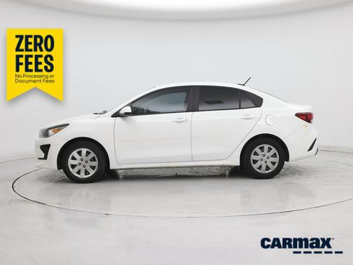 White 2023 Kia Rio LX