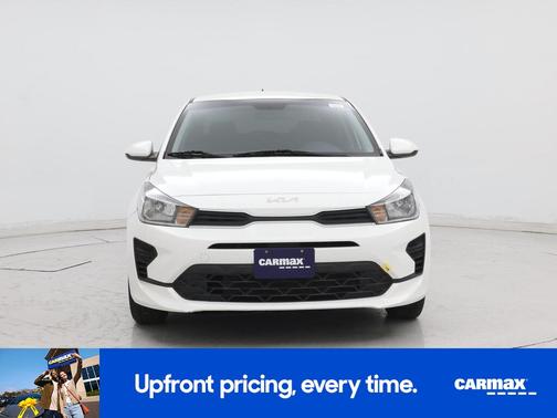 White 2023 Kia Rio LX