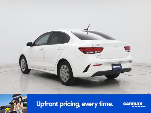 White 2023 Kia Rio LX