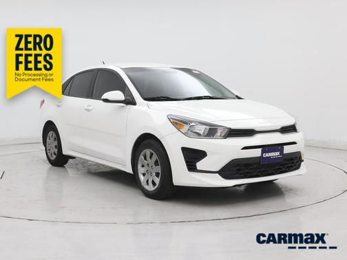 White 2023 Kia Rio LX