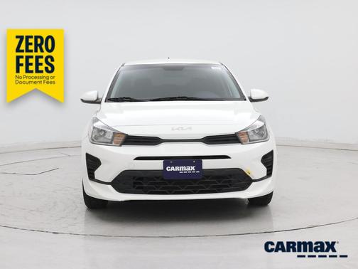 White 2023 Kia Rio LX