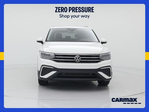 White 2022 Volkswagen Tiguan SE