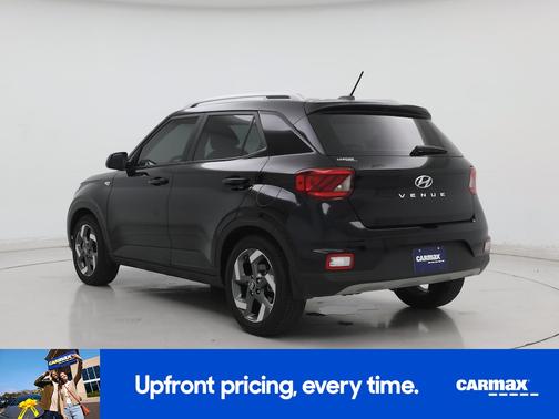 Black 2023 Hyundai VENUE SEL