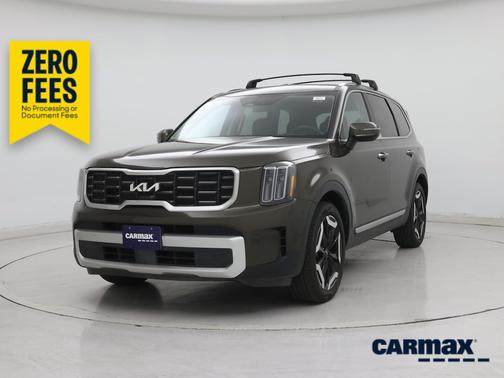 Green 2025 Kia Telluride S