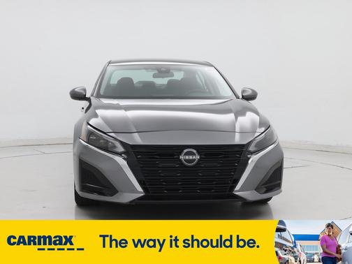 2023 Nissan Altima SV