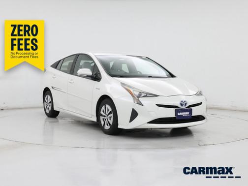 White 2016 Toyota Prius Four