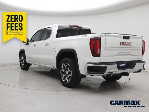 White 2025 GMC Sierra 1500 SLT