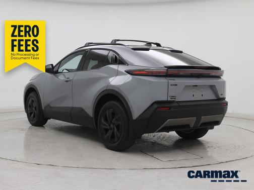 Gray 2026 Toyota C-HR SE