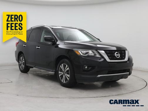 Black 2020 Nissan Pathfinder SL