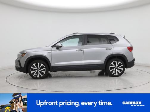 Silver 2024 Volkswagen Taos SE