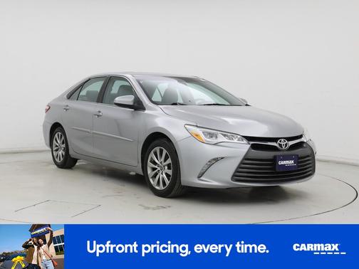 Silver 2016 Toyota Camry XLE