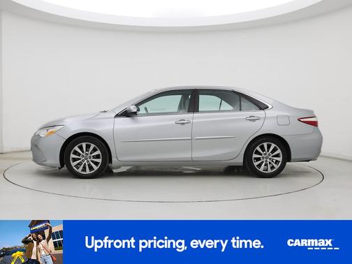 Silver 2016 Toyota Camry XLE