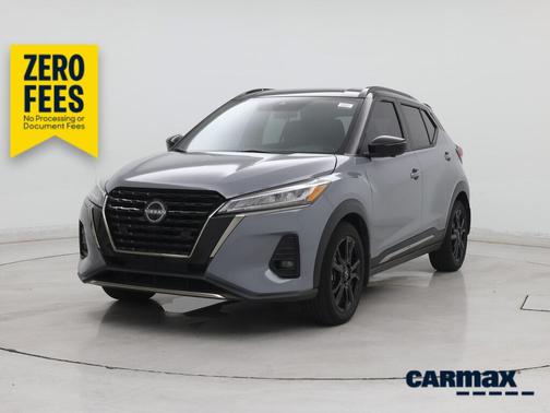 Gray 2023 Nissan Kicks SR