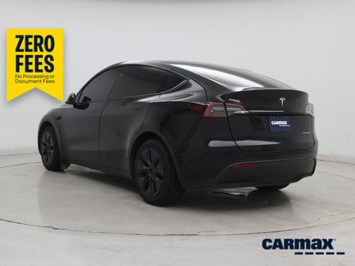 Black 2025 Tesla Model Y Long Range