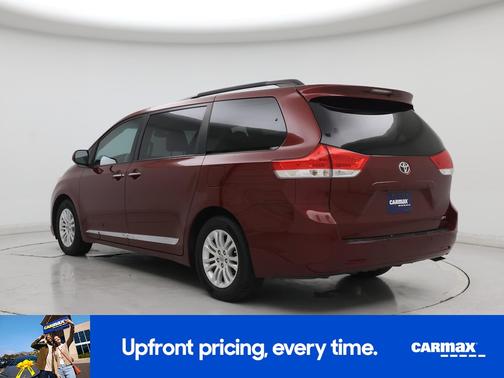 Red 2014 Toyota Sienna XLE