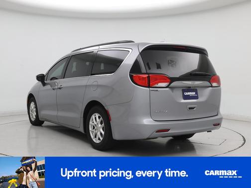 Gray 2017 Chrysler Pacifica Touring