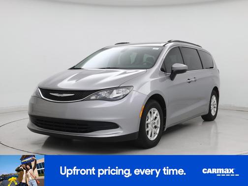 Gray 2017 Chrysler Pacifica Touring