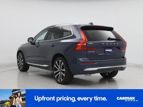 2023 Volvo XC60 B5 Ultimate Bright Theme