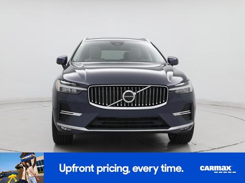 2023 Volvo XC60 B5 Ultimate Bright Theme