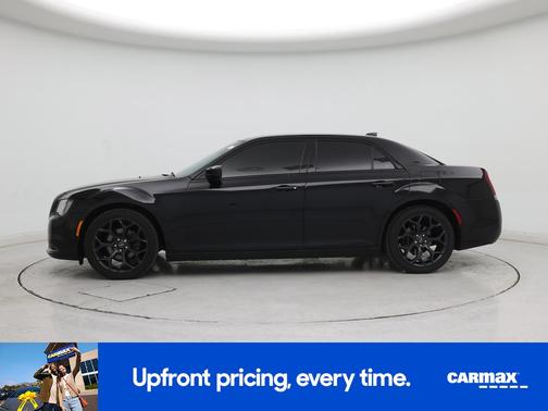 2019 Chrysler 300 Touring