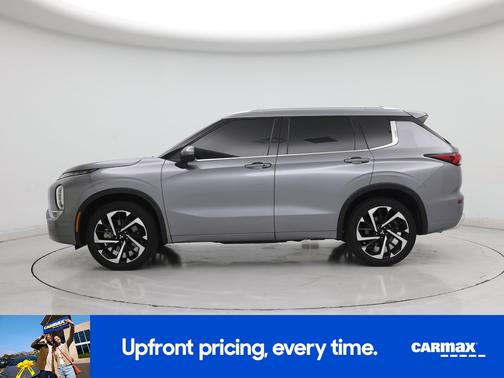 Gray 2024 Mitsubishi Outlander SEL
