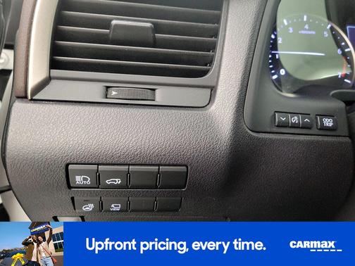 White 2019 Lexus RX 350