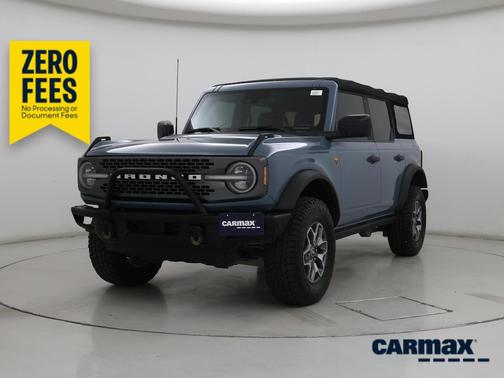 Blue 2023 Ford Bronco Badlands