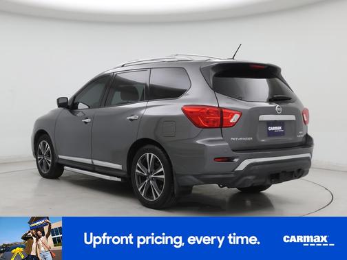 2017 Nissan Pathfinder Platinum