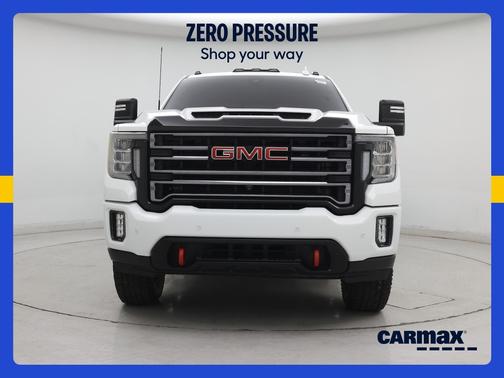 White 2020 GMC Sierra 2500 AT4