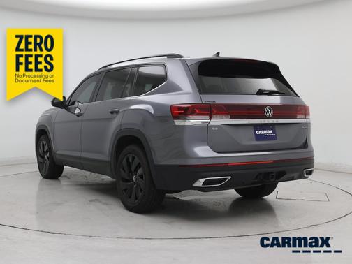 Silver 2024 Volkswagen Atlas SE w/Tech