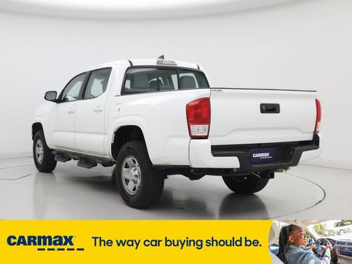 2017 Toyota Tacoma SR