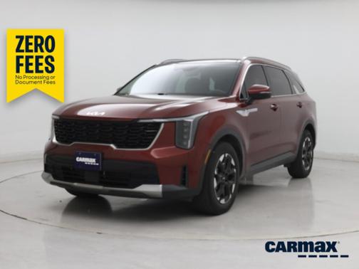 Red 2025 Kia Sorento S