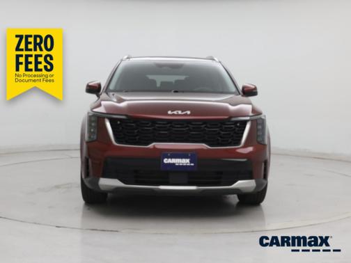 Red 2025 Kia Sorento S
