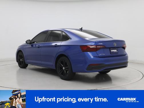 Blue 2022 Volkswagen Jetta SE
