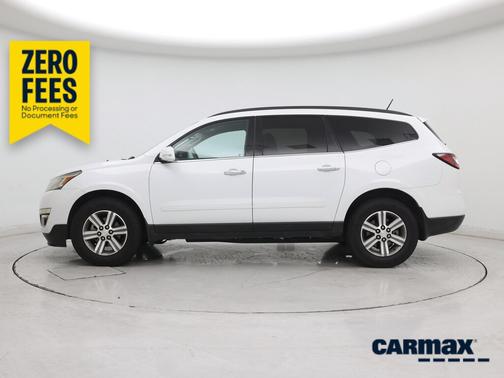 White 2016 Chevrolet Traverse LT