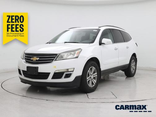 White 2016 Chevrolet Traverse LT
