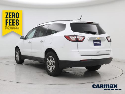 White 2016 Chevrolet Traverse LT