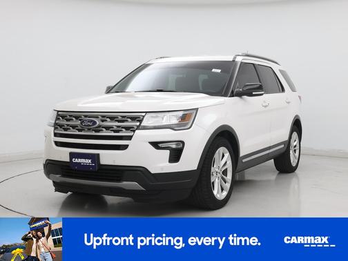 Pearl 2018 Ford Explorer XLT