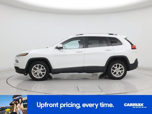 White 2015 Jeep Cherokee Latitude