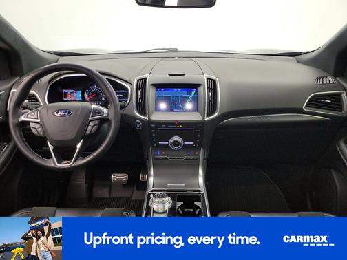 Black 2019 Ford Edge ST